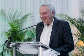 Dr. Robert Gallo, founder of the USF Health Institute for Translational Virology and Innovation and international scientific director of Global Virus Network