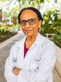 Dr. Savita Pahwa