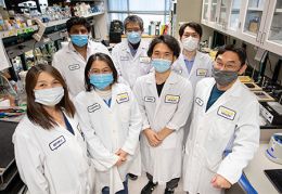 The Izumiya Lab team including Yoshihiro Izumiya on far right and Michiko Shimoda on far left.