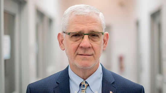 Photo: Dr. Julio Montaner Dr. Julio Montaner