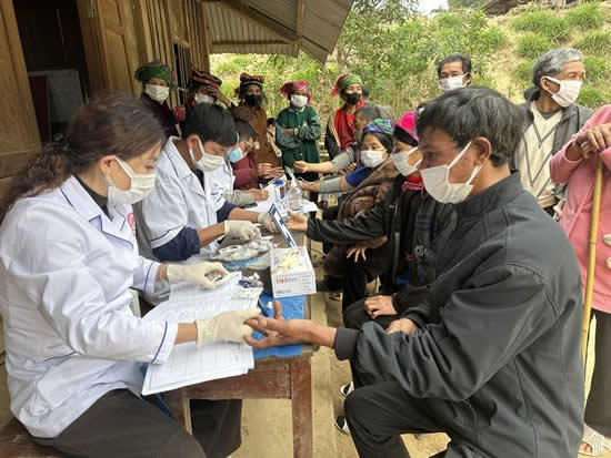 Integrated, community-based primary health screening for tuberculosis and comorbidities in Viet Nam