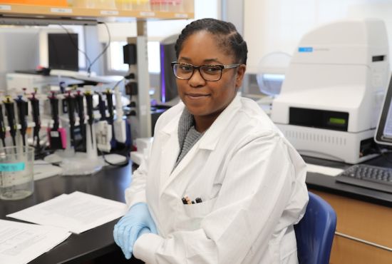 Photo: M.D.-Ph.D. student Susie Turkson investigates blood biomarkers as potential signifiers of cognitive decline in HIV positive patients. (VCU School of Medicine) M.D.-Ph.D. student Susie Turkson investigates blood biomarkers as potential signifiers of cognitive decline in HIV positive patients. (VCU School of Medicine)