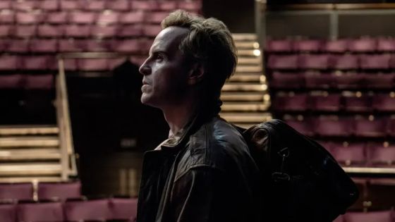 Elsinore: Andrew Scott